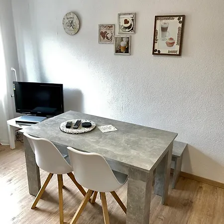 Gisela Апартаменты *